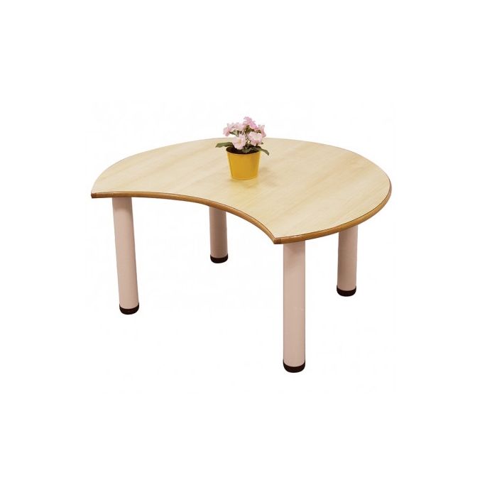 Scalloped top kids table